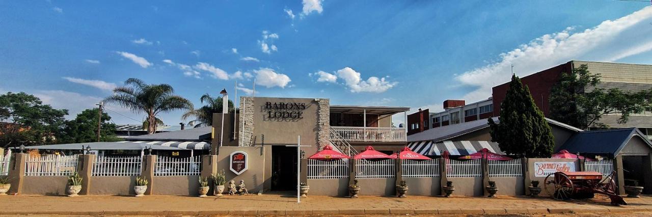 Barons Galley & Lodge Hartswater Exterior photo